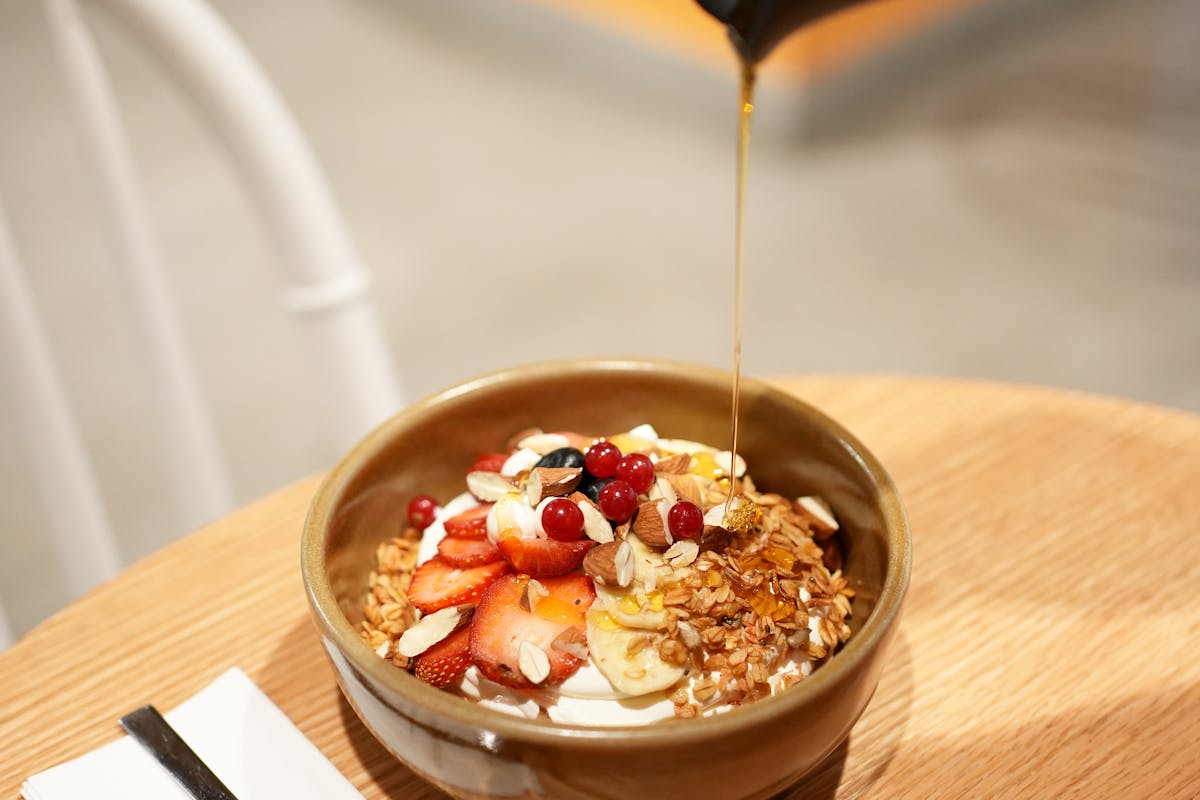 High-Protein Greek Yogurt Breakfast Bowl